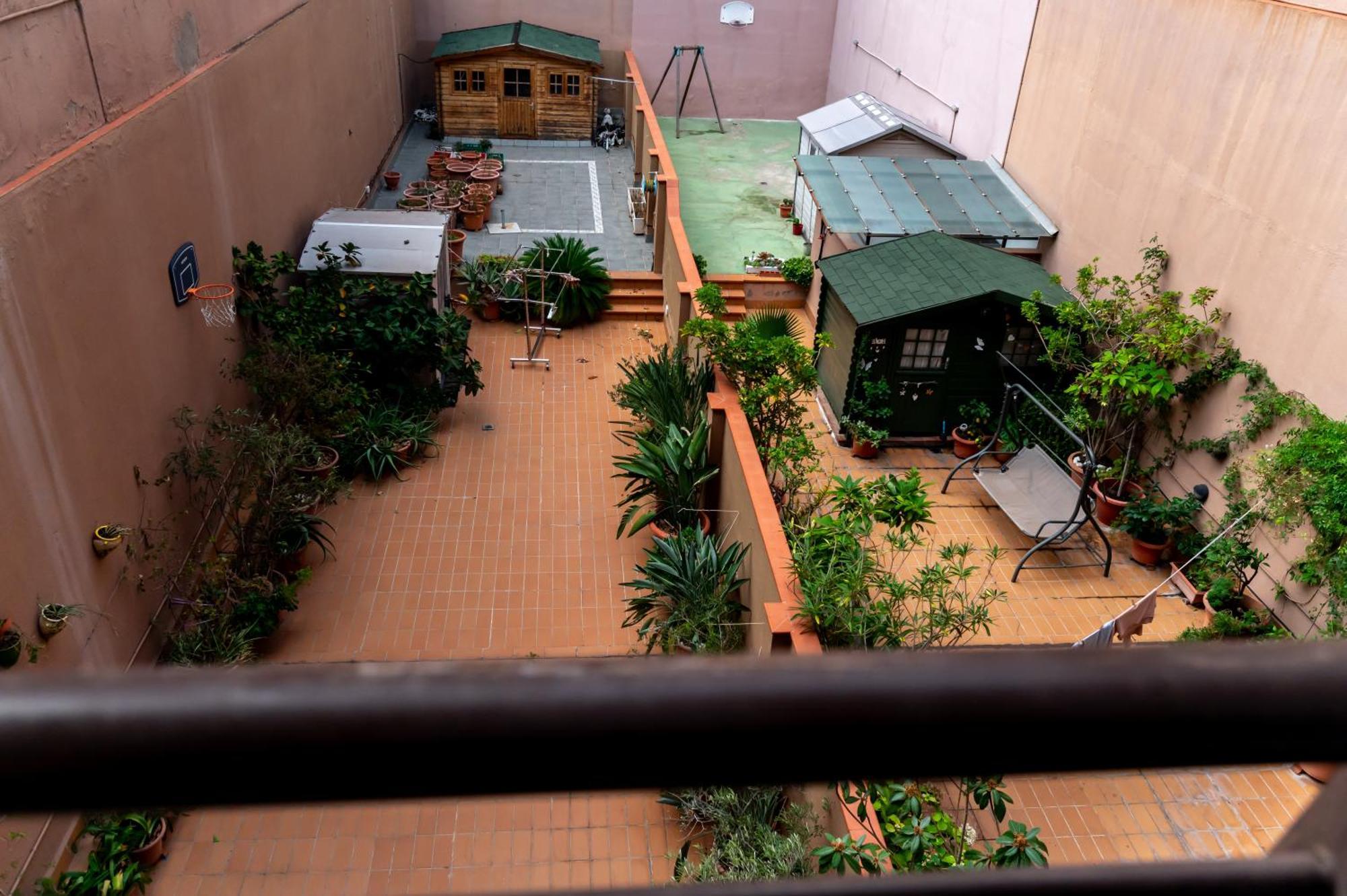 Comfy Downtown + Private Terrace Appartement Barcelona Buitenkant foto