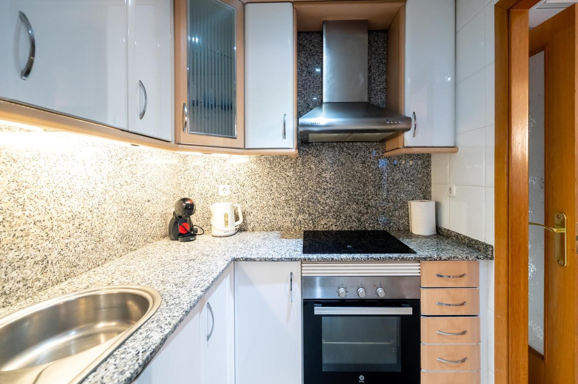 Comfy Downtown + Private Terrace Appartement Barcelona Buitenkant foto